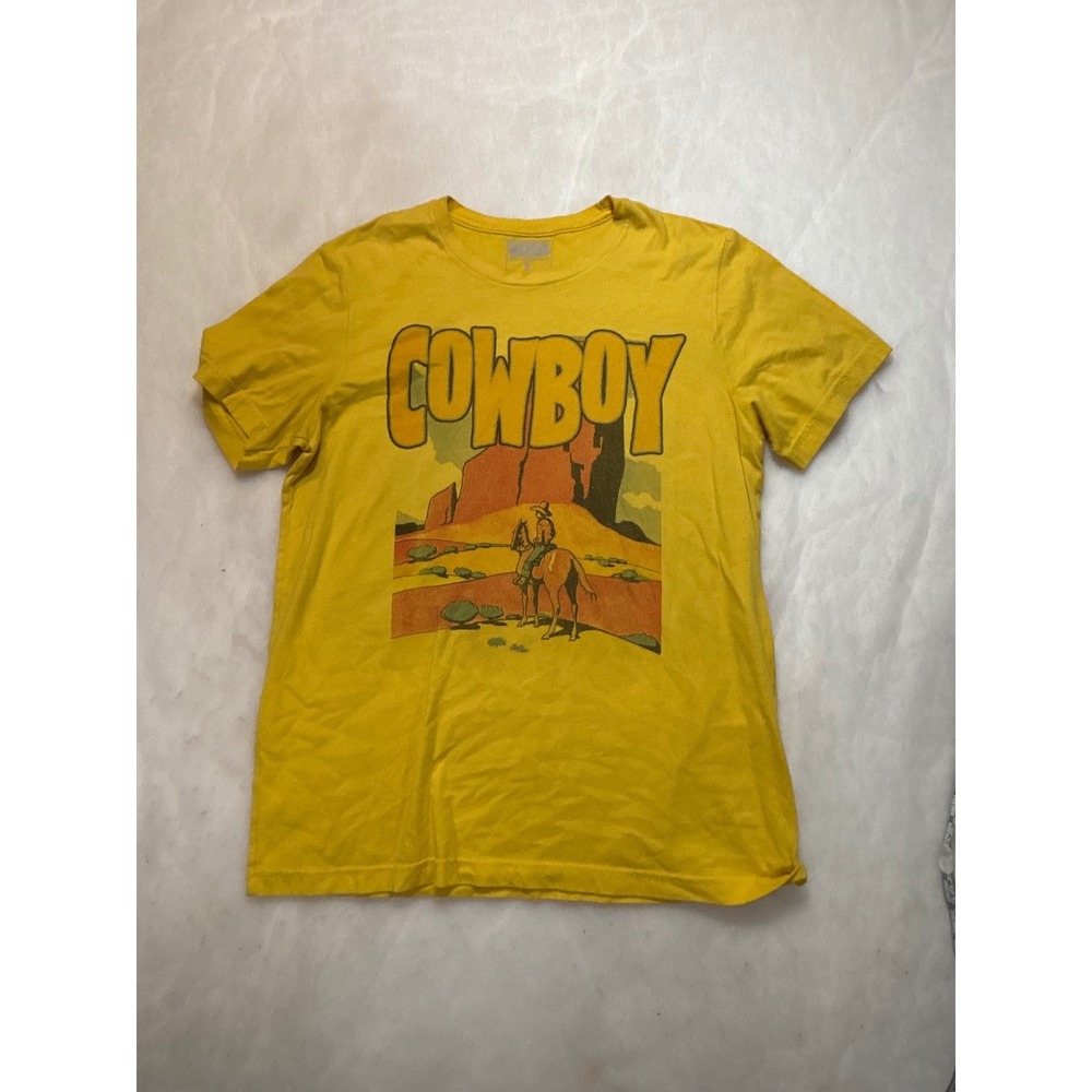 Yellow Cowboy‎ Graphic Tee Size Large Western Desert Art Print T Shirt